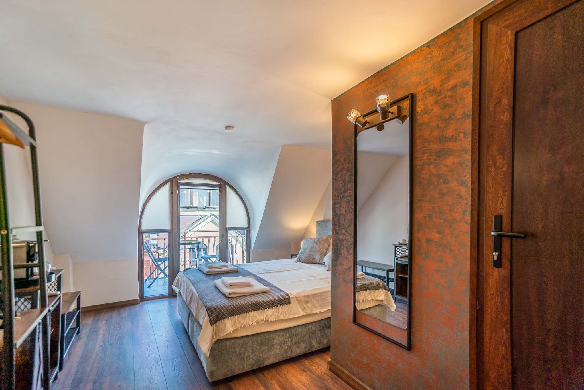 Tams House guest room